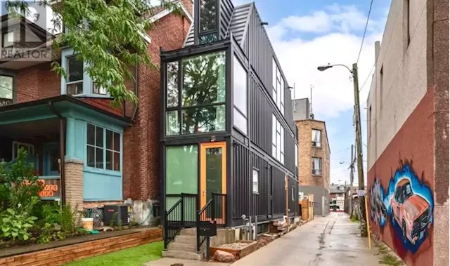 A Toronto house less than 10 feet wide just hit the market for nearly $2M