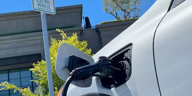 California's ban will push EV market share in the U.S. to about 20% soon, analyst predicts