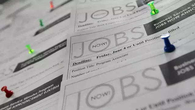 Employers Add 528,000 to Payroll in July in Sign of Job Market Strength