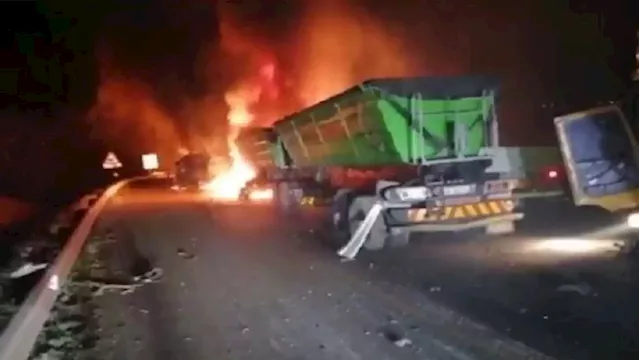 Major crash involving several vehicles on N3 to KZN - SABC News - Breaking news, special reports, world, business, sport coverage of all South African current events. Africa's news leader.