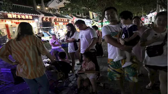 COVID lockdown turns Chinese tourist hotspot Sanya into a nightmare for stranded tourists - SABC News - Breaking news, special reports, world, business, sport coverage of all South African current events. Africa's news leader.