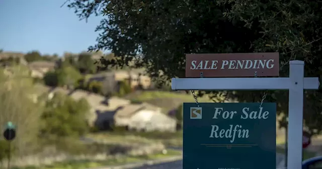 People haven't been this pessimistic about the housing market since 2011, data show