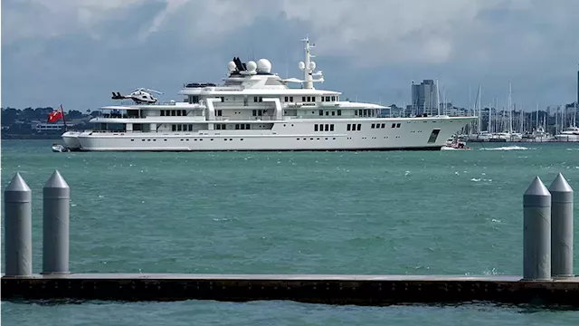 Paul Allen’s 303-Foot Superyacht ‘Tatoosh’ Just Hit the Market for $90 Million