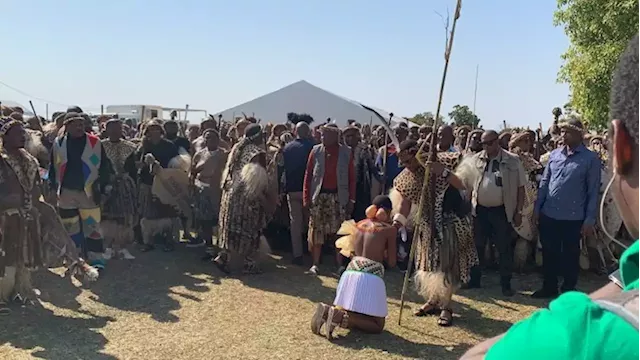 Amazulu Royal Family faction threats to disrupt upcoming reed dance at eNyokeni Palace - SABC News - Breaking news, special reports, world, business, sport coverage of all South African current events. Africa's news leader.