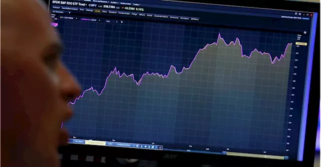 U.S. tech-focused hedge funds brace for heavy losses amid market slide