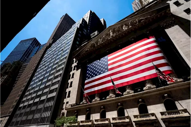 US stocks rise ahead of expected interest rate hike by Fed