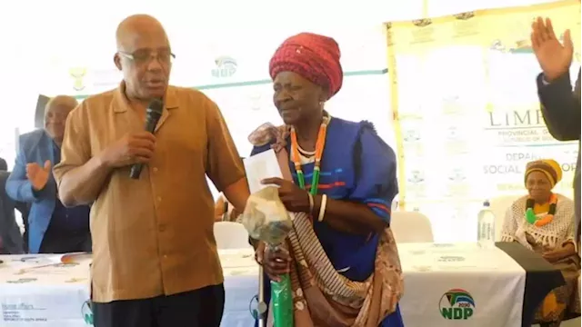 Limpopo centenarian recieves ID card from Minister Dr Aaron Motsoaledi - SABC News - Breaking news, special reports, world, business, sport coverage of all South African current events. Africa's news leader.