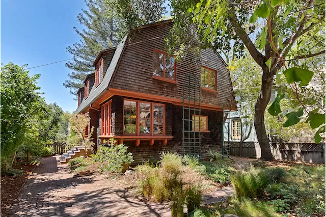 Award-winning Julia Morgan home hits the market