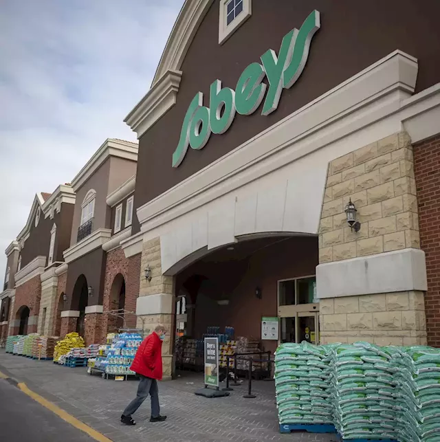 Monday’s Insider Report: This grocery CEO is a buyer after an earnings miss sends shares tumbling