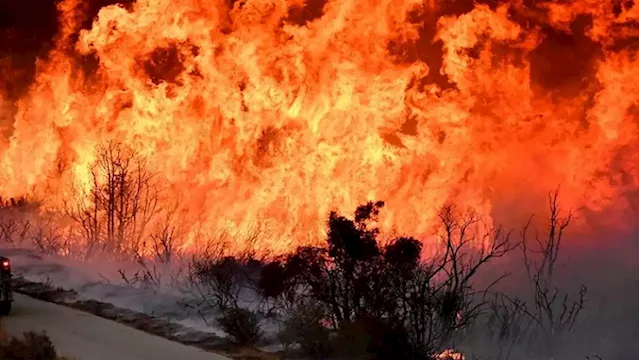 Communities in Limpopo concerned that there are no resources to deal with veld fires in rural areas - SABC News - Breaking news, special reports, world, business, sport coverage of all South African current events. Africa's news leader.