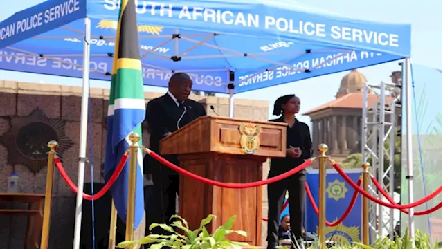 Ramaphosa urges police officers to be vigilant when fighting crime - SABC News - Breaking news, special reports, world, business, sport coverage of all South African current events. Africa's news leader.