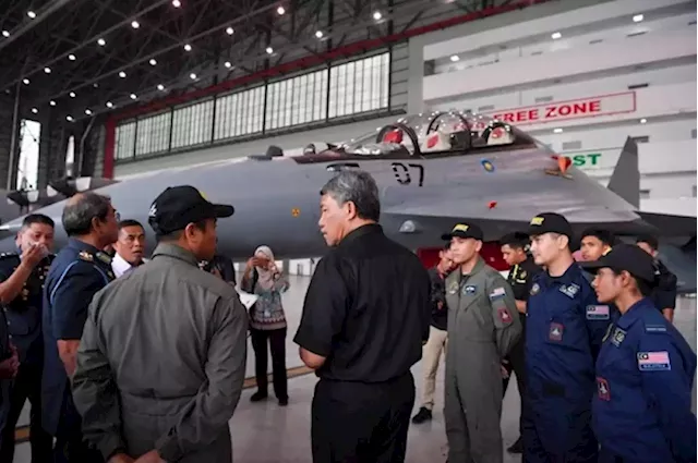 Mindef to proceed with light combat aircraft acquisition: Tok Mat