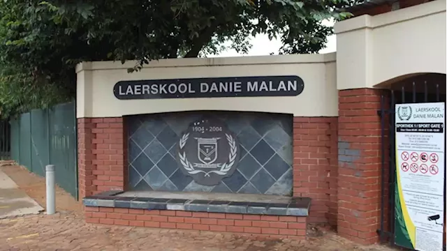 Video | Tensions high at Laerskool Danie Malan - SABC News - Breaking news, special reports, world, business, sport coverage of all South African current events. Africa's news leader.