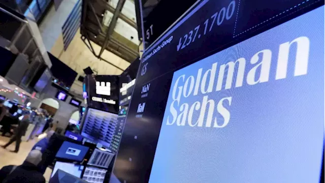 Ex-Goldman bankers tap LinkedIn, headhunters in frail financial jobs market