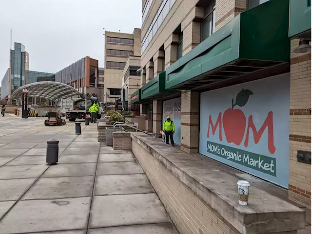 Coming Soon Signage Up for Mom’s Organic Market outside Van Ness Metro! - PoPville