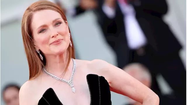 Julianne Moore Says She Was Told ‘Try to Look Prettier’ By Film Industry Figure