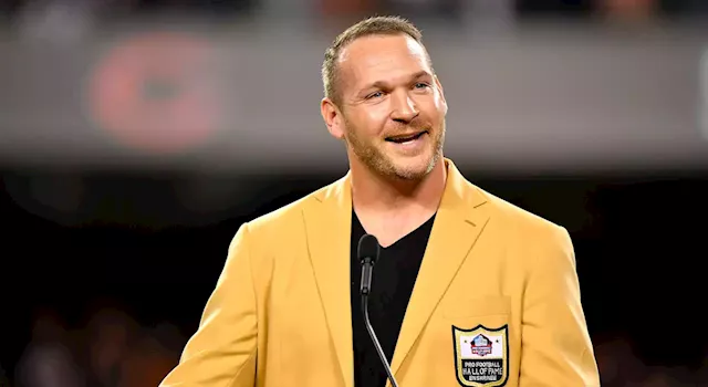 NFL Hall of Famer Brian Urlacher sues hair transplant company for using likeness without permission