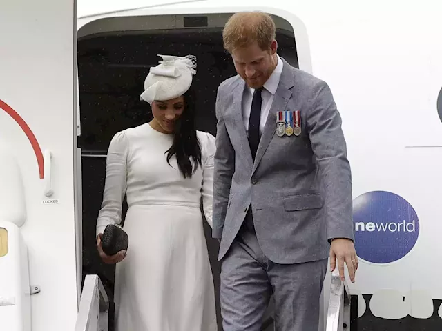 New Zealand airline pokes fun at Harry and Meghan with '#SussexClass' amid 'Spare' furore | Business Insider