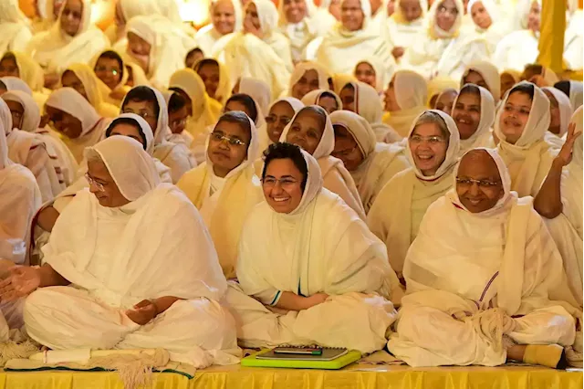 An 8-year-old girl meant to inherit a R1 billion diamond business renounced her fortune to become a nun | Business Insider