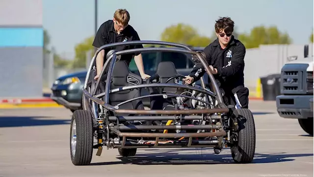 Cactus High students build a road-worthy electric vehicle - Phoenix Business Journal