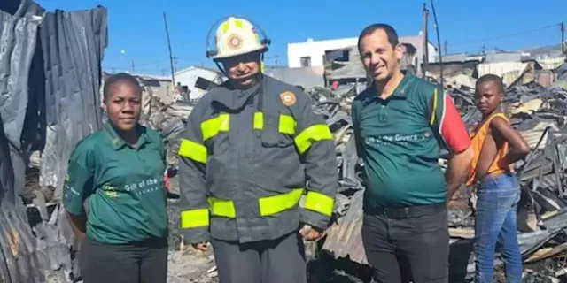 Gift of the Givers assists victims of Du Noon fire - SABC News - Breaking news, special reports, world, business, sport coverage of all South African current events. Africa's news leader.