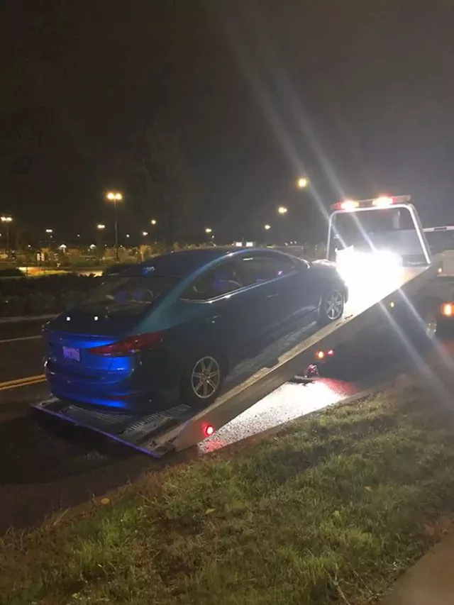 Tow truck hits parked vehicle, flees: Time to stop ‘unholy, terrible’ company, El Barrio owner says