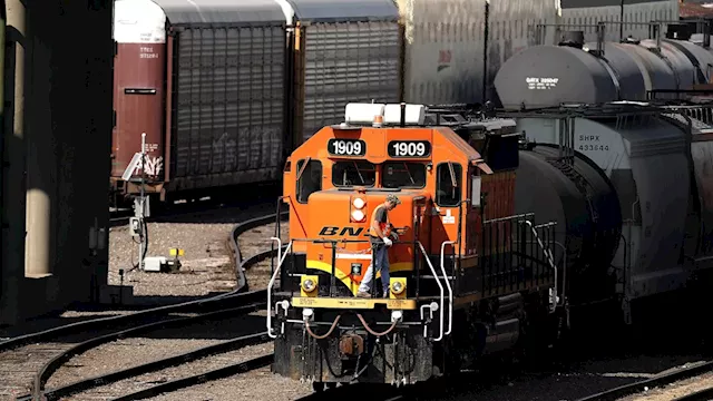 Kansas becomes the 10th state to require 2-person train crews, despite the industry's objections