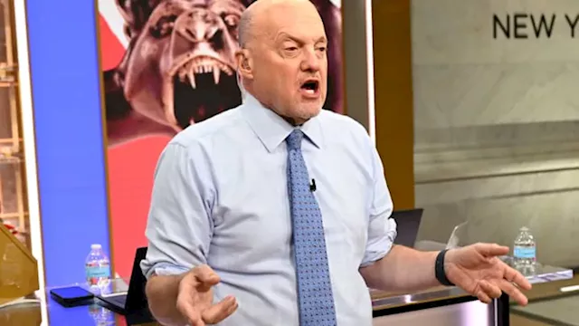 Jim Cramer’s guide to investing: What’s a price to earnings multiple?