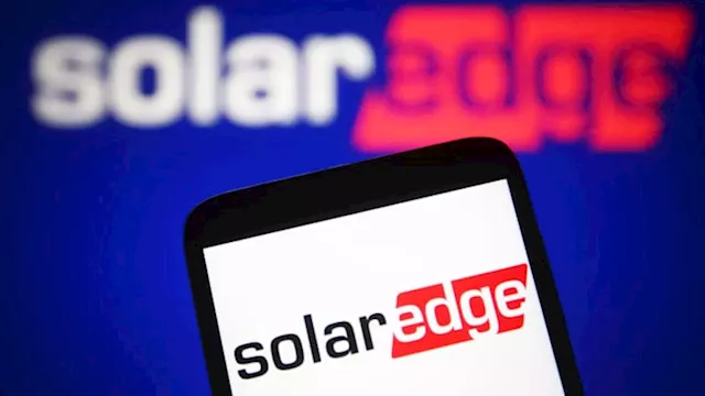 Analysts bail on solar stocks after SolarEdge warning of weak earnings