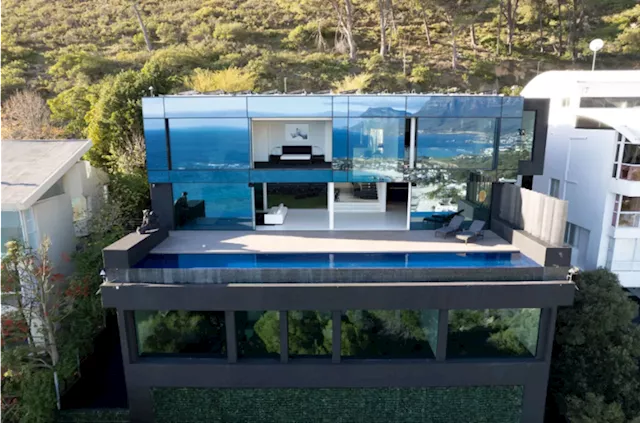 Clifton ‘glass house’ on the market for R195 million