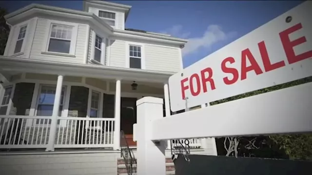 Low inventory, high interest rates lock potential homebuyers out of housing market