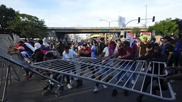 Protests across Panama against new contract for Canadian copper mining company in biodiverse north