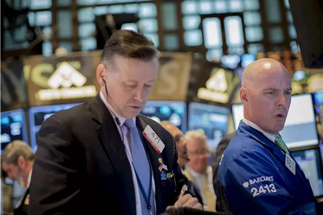 Stock Market Today: Dow closes higher amid better-than-expected corporate earnings