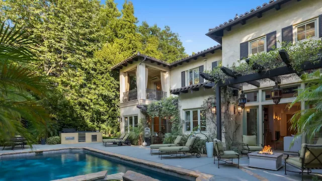 Britney Spears' Drama Mansion Hits Market at Major Price Drop