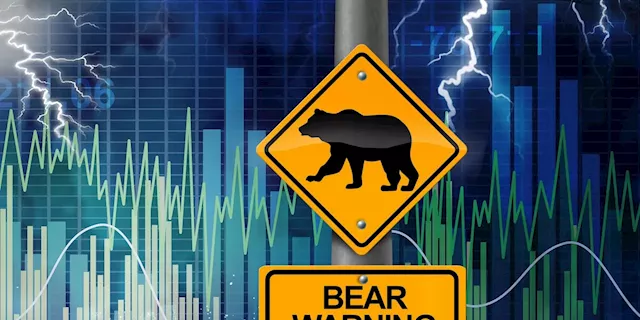 The 7 companies propping up the U.S. stock market are sending a bearish warning that investors should not ignore