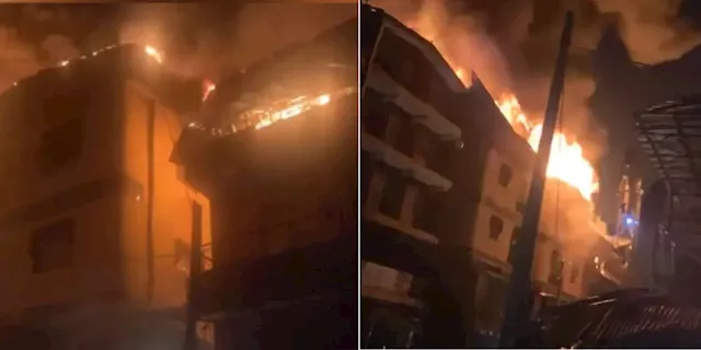 Panic as fire guts structures at popular Lagos market [VIDEO]