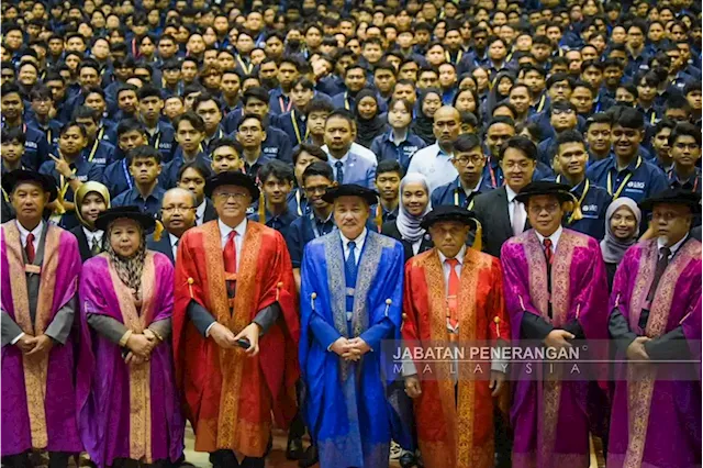 Produce industry-ready grads, Hajiji tells UMS