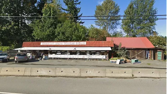 Fire destroys Cassidy Farm Market south of Nanaimo