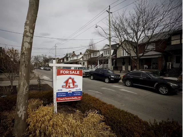 Only lower interest rates can revive Canada's housing market, experts say