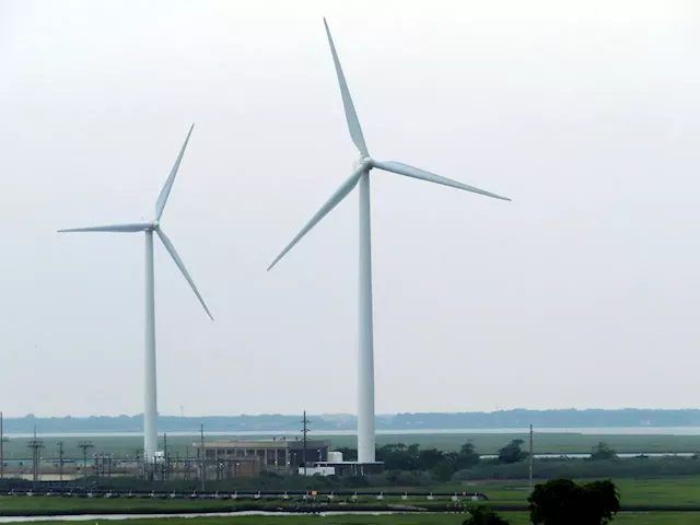 Offshore wind company pulls out of New Jersey projects, imperiling Biden's green agenda