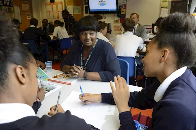 Institute of Grocery Distribution: Food company experts meet Yorkshire pupils for new skills initiative