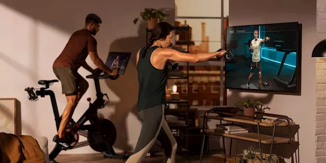 Peloton's stock sinks as earnings outlook fails to impress