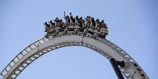 Six Flags, Cedar Fair Strike Big Theme-Park Merger