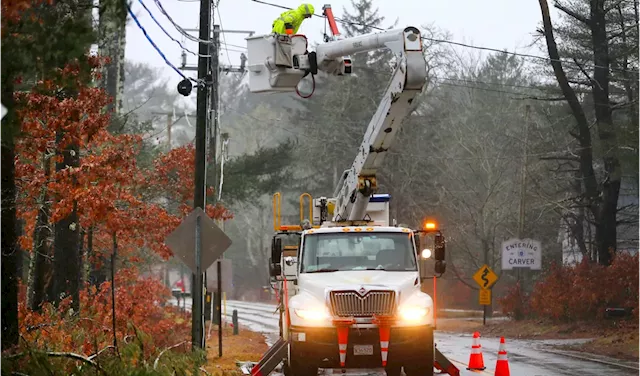 Maine votes to keep investor-owned electricity companies in charge of the energy grid