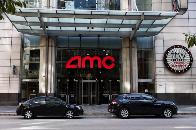 AMC stock tumbles as company announces $350 million share offering