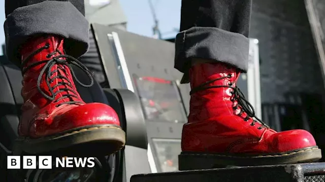 Dr Martens warns of lower earnings due to warm weather and weak US sales