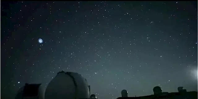 Ghostly flying 'whirlpool' that appeared above Hawaii could be leftover SpaceX rocket fuel | Business Insider