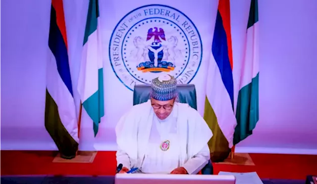 Buhari inaugurates ministry of finance board, council