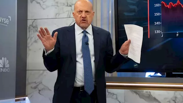 Jim Cramer's Investing Club meeting Friday: Be selective buying in this market