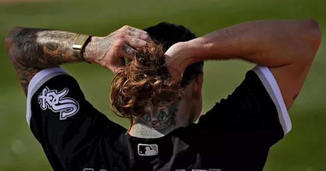 Column: The Mike Clevinger saga isn’t going away. But the Chicago White Sox camp goes on as if it’s business as usual.